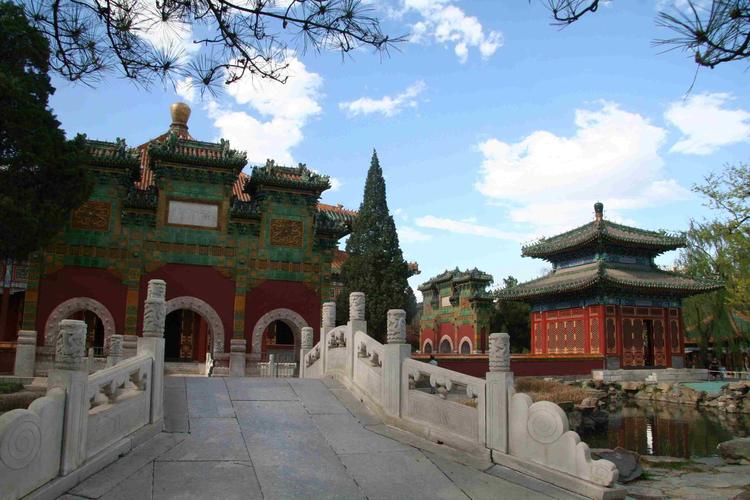 北京北海公园好玩吗，北京北海公园好玩么-第2张图片-屿企百科网
