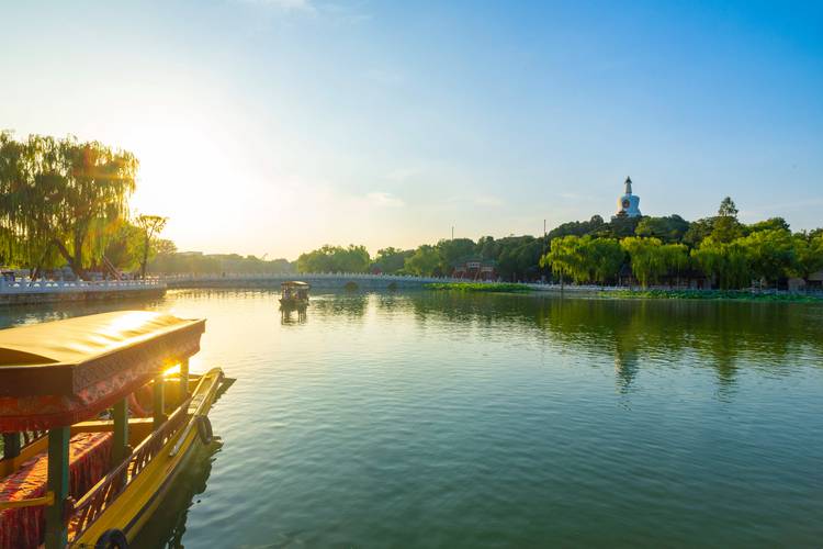 北京北海公园好玩吗，北京北海公园好玩么-第4张图片-屿企百科网