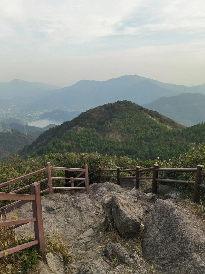 九峰山风景区在哪里，九峰山风景区在哪里要门票多少钱？-第2张图片-屿企百科网