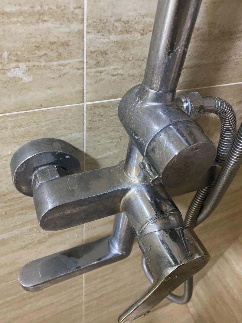 不锈钢表面污渍处理最佳方法，不锈钢被腐蚀怎么恢复原色？-第1张图片-屿企百科网