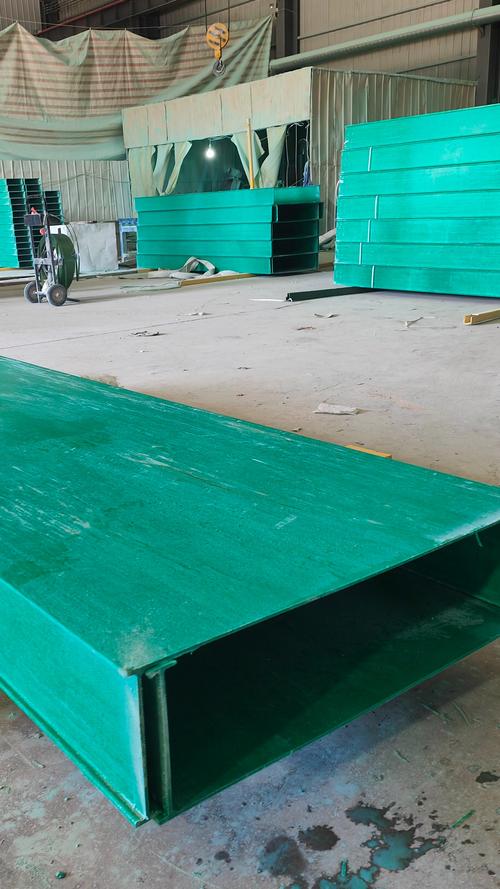 玻璃钢是什么材料？初中化学玻璃钢是什么材料？-第3张图片-屿企百科网