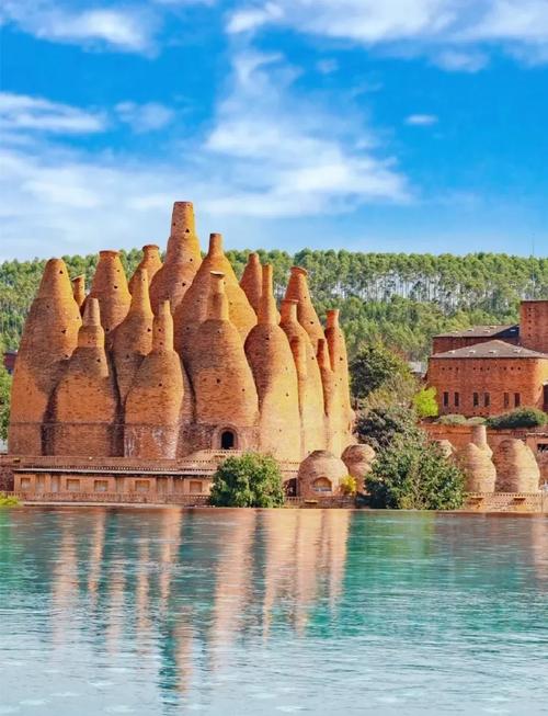 红河州旅游景点大全一日游攻略？红河州旅游攻略自由行路线推荐？-第5张图片-屿企百科网