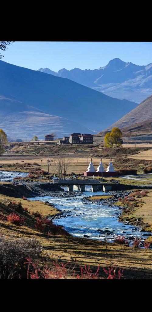 新都桥必去的十个景点？新都桥主要景点？-第3张图片-屿企百科网