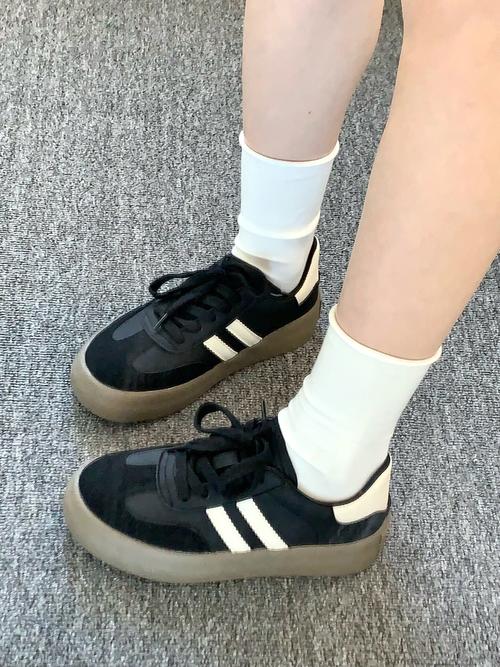 帆布鞋穿着臭脚吗，帆布鞋穿起来很臭怎么办