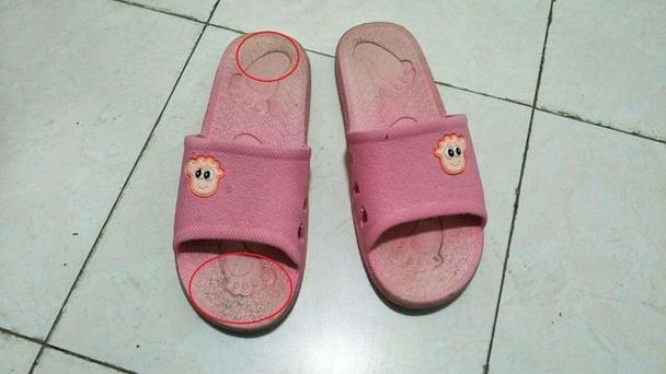 塑料拖鞋味道很重能穿吗，塑料拖鞋有味怎么办-第2张图片-屿企百科网