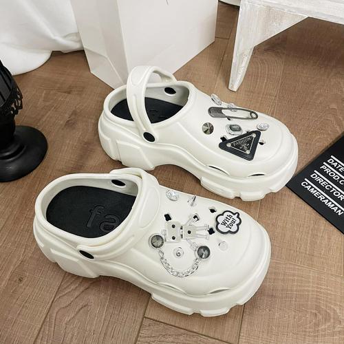 洞洞鞋会不会臭脚，洞洞鞋穿到脚臭要如何清理？-第3张图片-屿企百科网