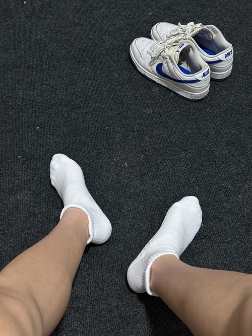 为什么穿袜子老是掉跟？袜子为什么会脱跟？-第4张图片-屿企百科网