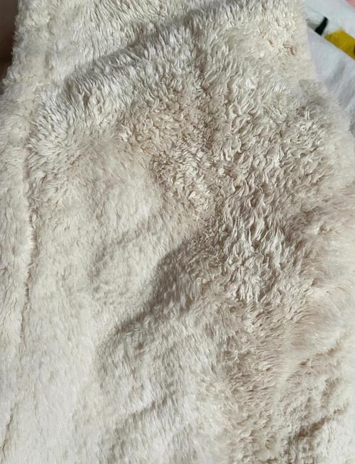 水貂绒衣服洗完毛不顺怎么办，水貂绒水洗后毛硬了怎么办-第2张图片-屿企百科网