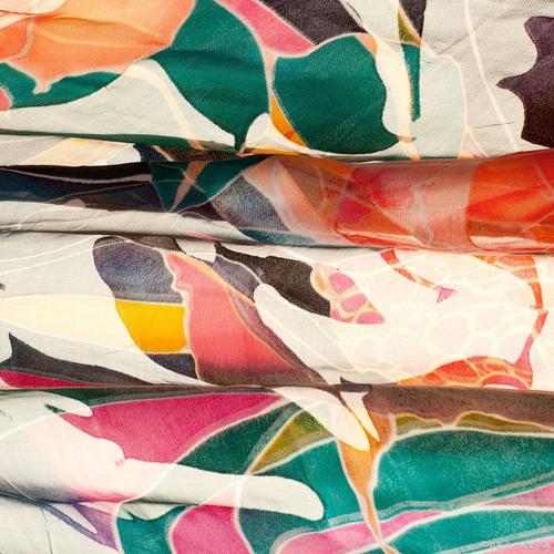 acrylic是什么面料？acrylic是什么面料能机洗吗？-第3张图片-屿企百科网