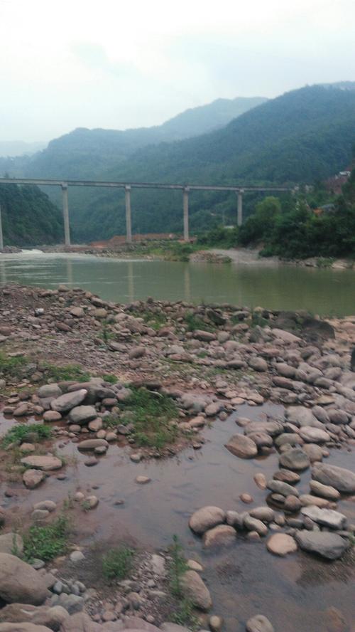 巴中天气预报一周15天，巴中天气15天查询-第1张图片-屿企百科网