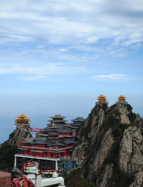 洛阳老君山最低气温？河南洛阳老君山气温？-第1张图片-屿企百科网