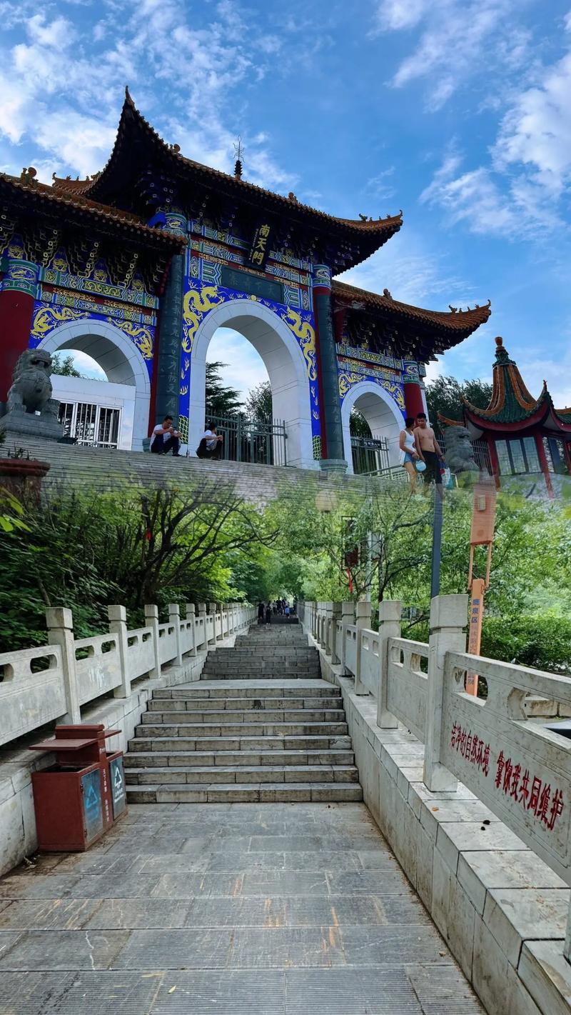 石家庄周边景点排名，石家庄周边景点排名大全自驾？