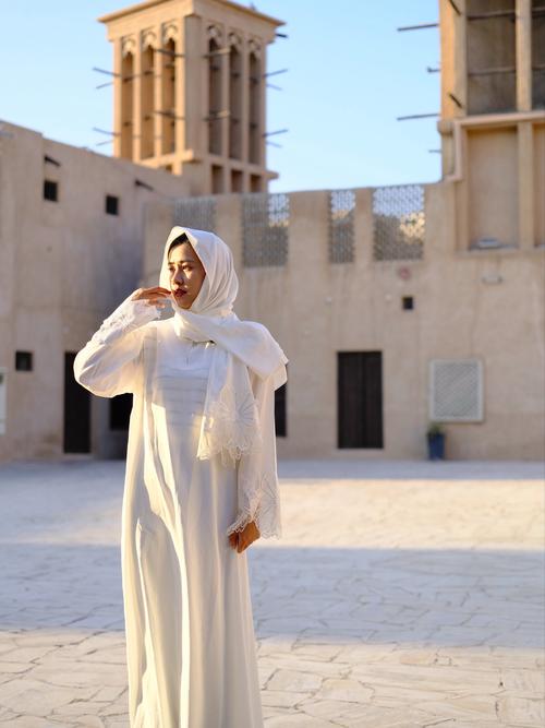 迪拜最穷的人每月工资，迪拜本地人收入？-第3张图片-屿企百科网