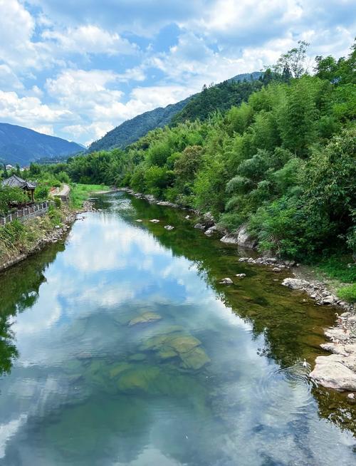 浙江省前十旅游胜地，浙江旅游排名前五的景点？