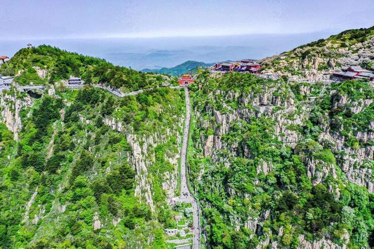 泰山旅游24小时电话，泰山旅游电话询问-第2张图片-屿企百科网