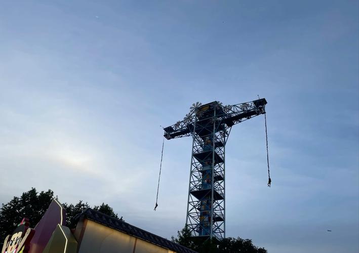 北京有蹦极的地方吗，北京哪里有蹦极的旅游景点？-第1张图片-屿企百科网