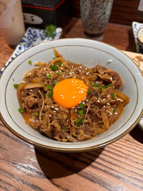 牛丼饭为什么念dong，牛丼饭读dong还是jing-第3张图片-屿企百科网