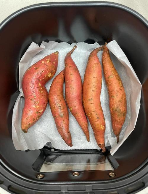 空气炸锅烤红薯为什么烤不熟，空气炸锅烤红薯要翻面吗，空气炸锅烤红薯烤不软？-第5张图片-屿企百科网