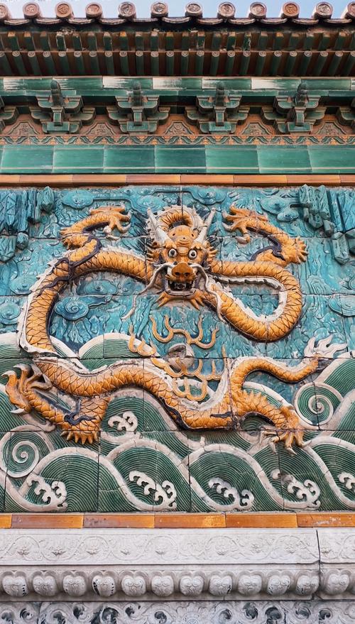 龙背墙是什么意思？龙背墙上？-第4张图片-屿企百科网