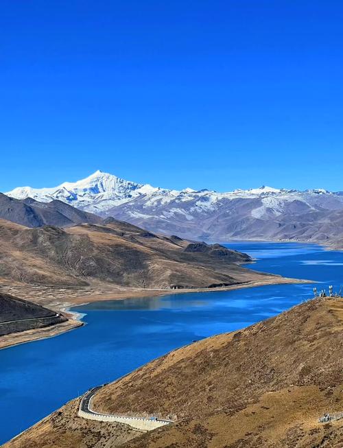 十月的拉萨气温低吗，十月的拉萨气温低吗多少度-第3张图片-屿企百科网