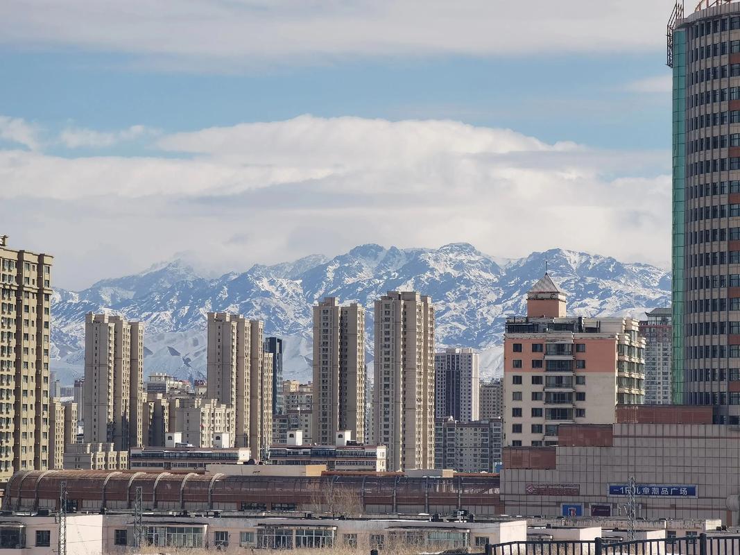 今天乌鲁木齐的气温多少，乌鲁木齐今天温度是多少？-第5张图片-屿企百科网