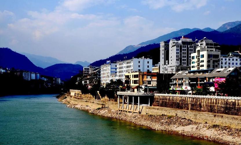 六库冬天气温是多少，六库镇天气？