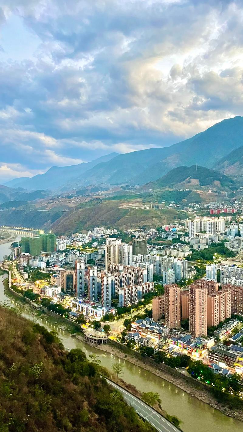 六库冬天气温是多少，六库镇天气？-第4张图片-屿企百科网